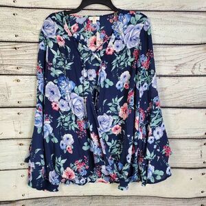 NWT C Brand Women’s 1X Navy Blue Floral Boho Blouse Bell Sleeve Tie Front Plus S